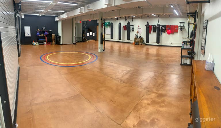  Fitness Studio & Meeting Room 