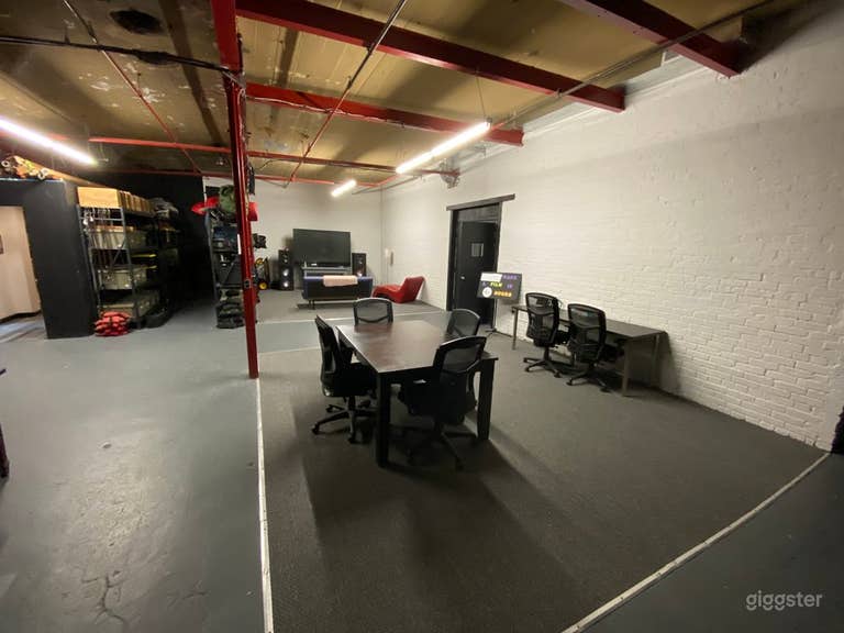  Versatile Studio for Filming & Photoshoot - BuyOut 