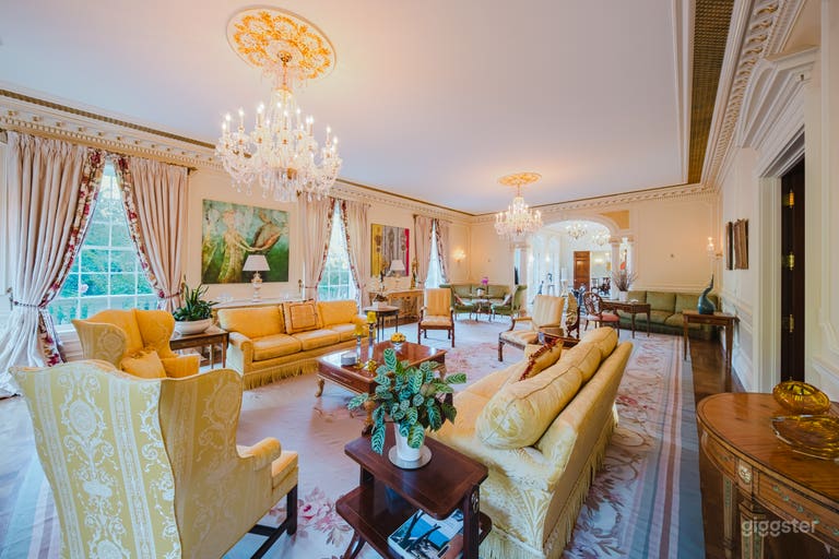  CHATEAU DREAMS FASHION MEETS VERSAILLES 