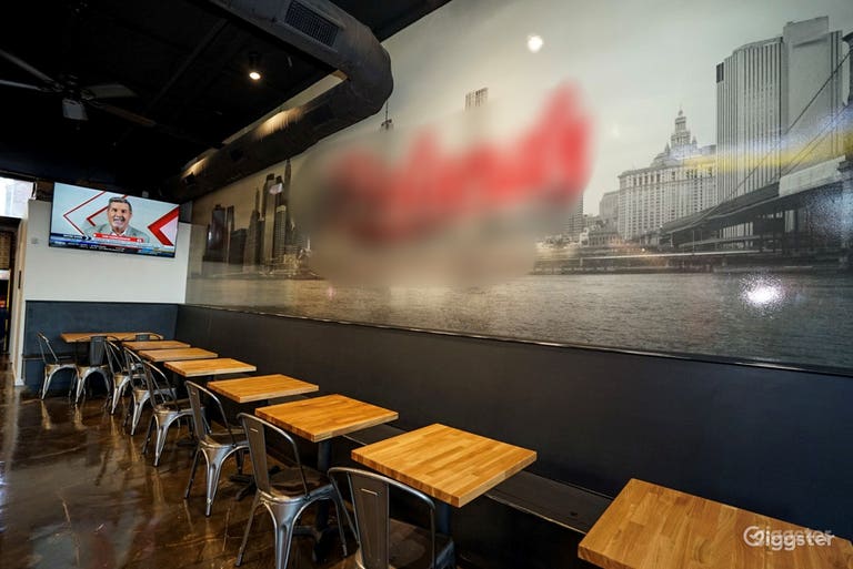  Dining booth 