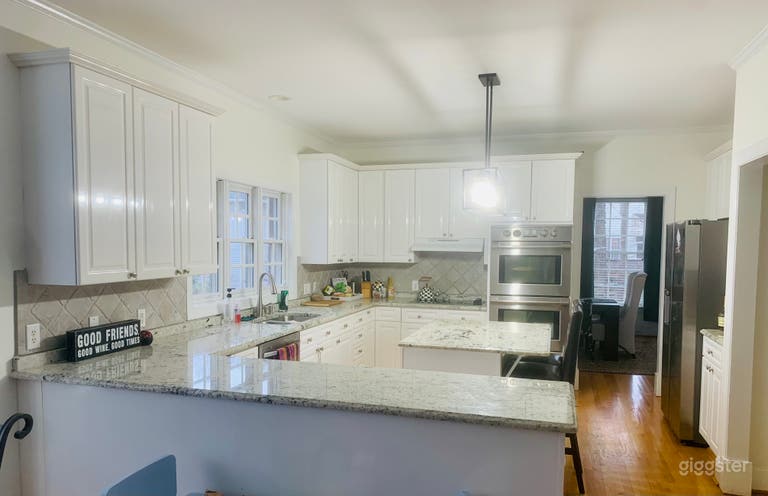  Stately brick home for Anywhere, USA 