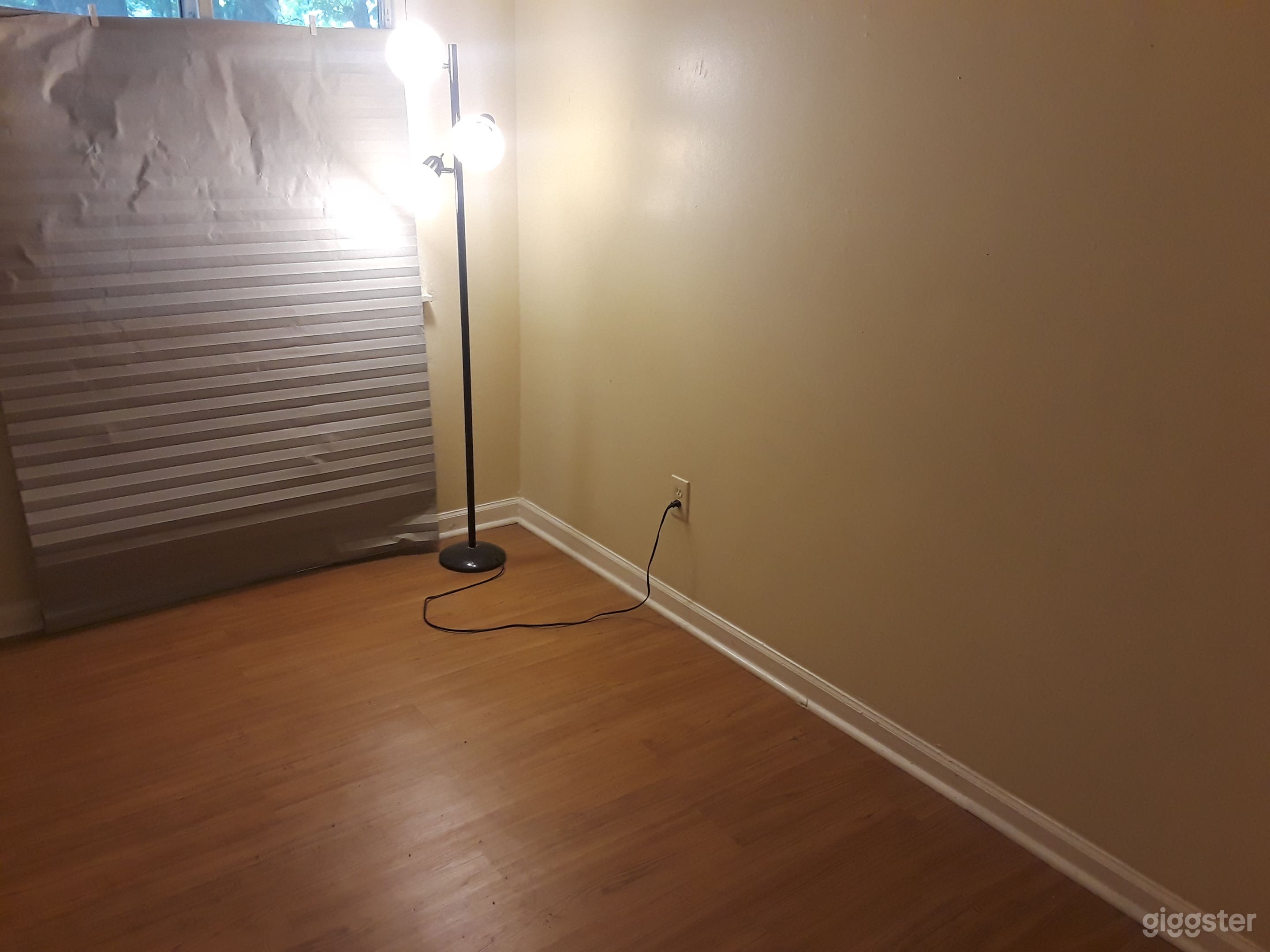 Another angle of the inner room. 