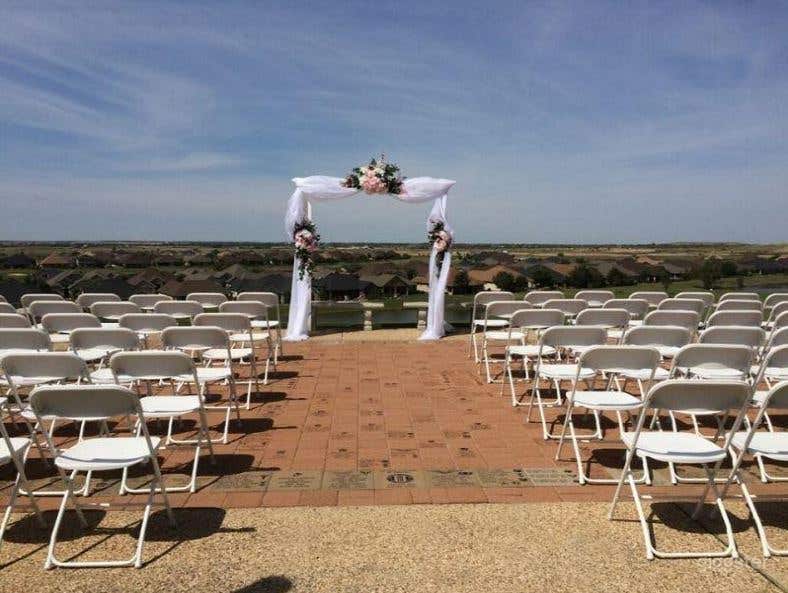 The Patio and Gazebo space Resort in Denton Photo 2