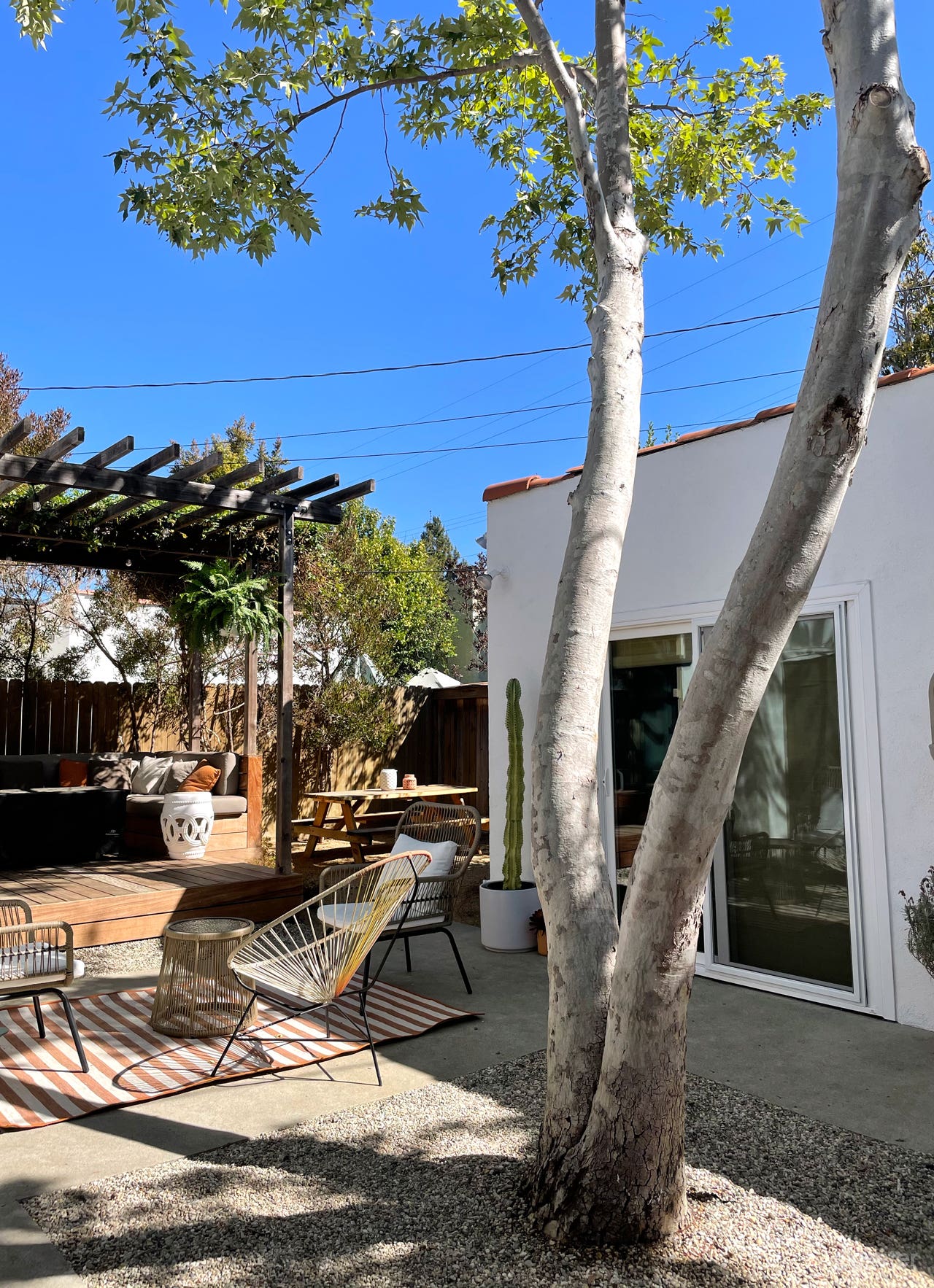 Boho Spanish Modern Bungalow, yard and guest house Photo 4
