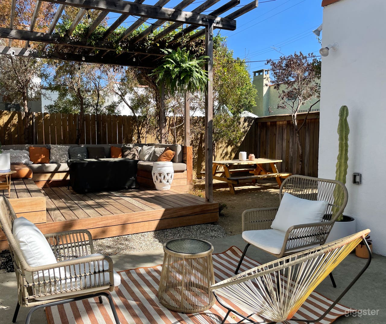 Boho Spanish Modern Bungalow, yard and guest house Photo 1