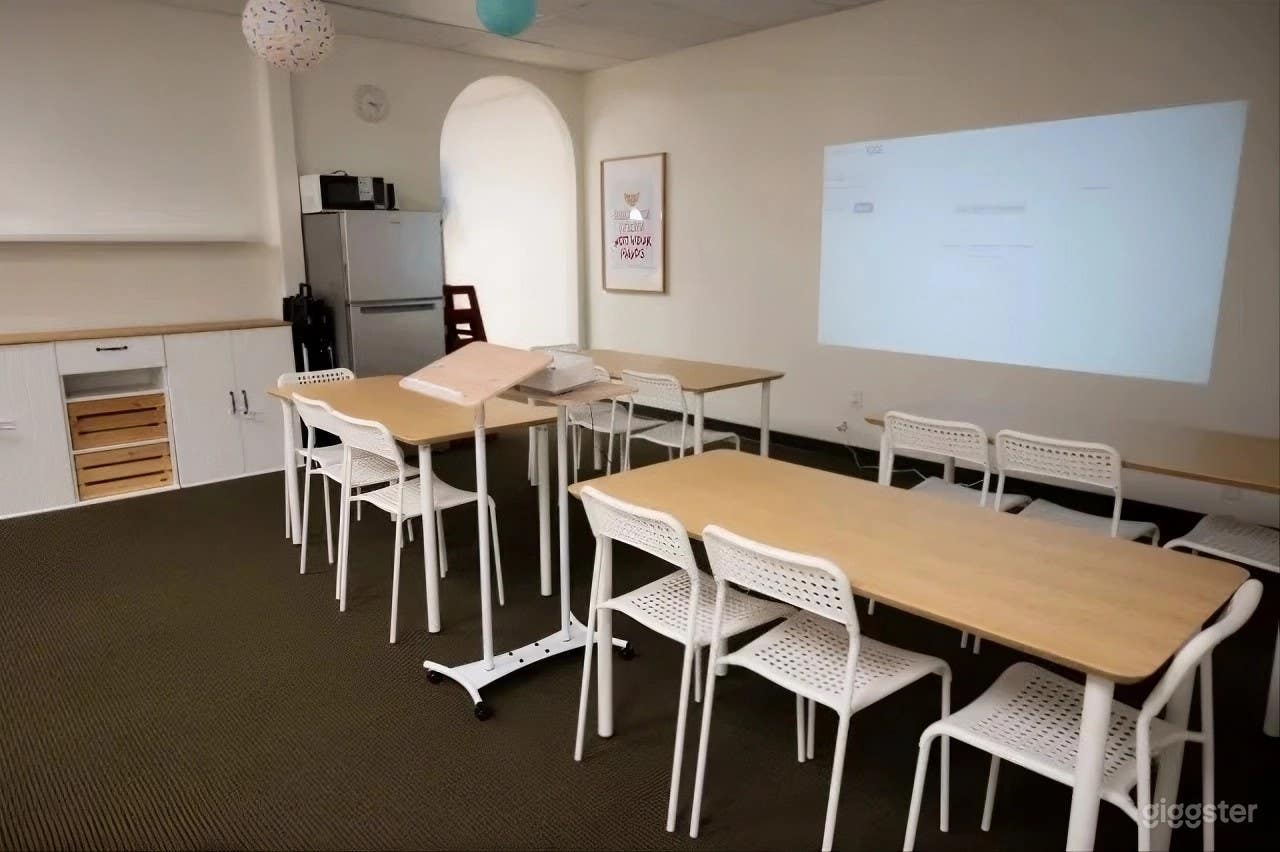 Creative Flex Space for Photography, Video, Classes & Events Photo 3