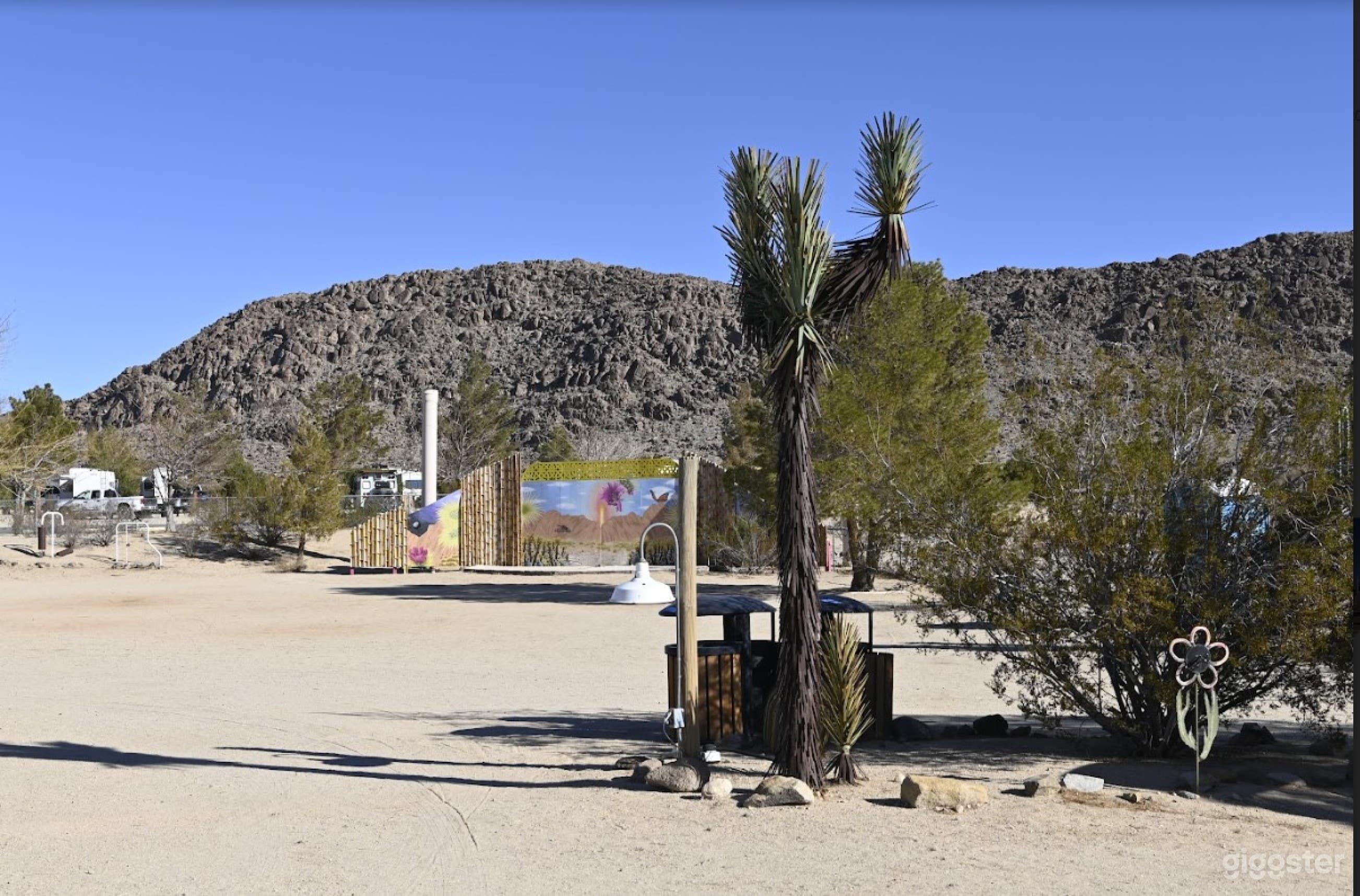 Entire Lake With Huge Space For Events In Joshua Tree Photo 2