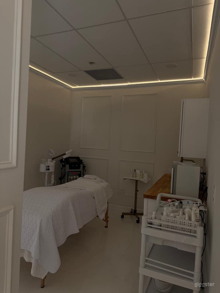  Luxury Medical Spa for Beauty, Wellness & Lifestyle Shoots 