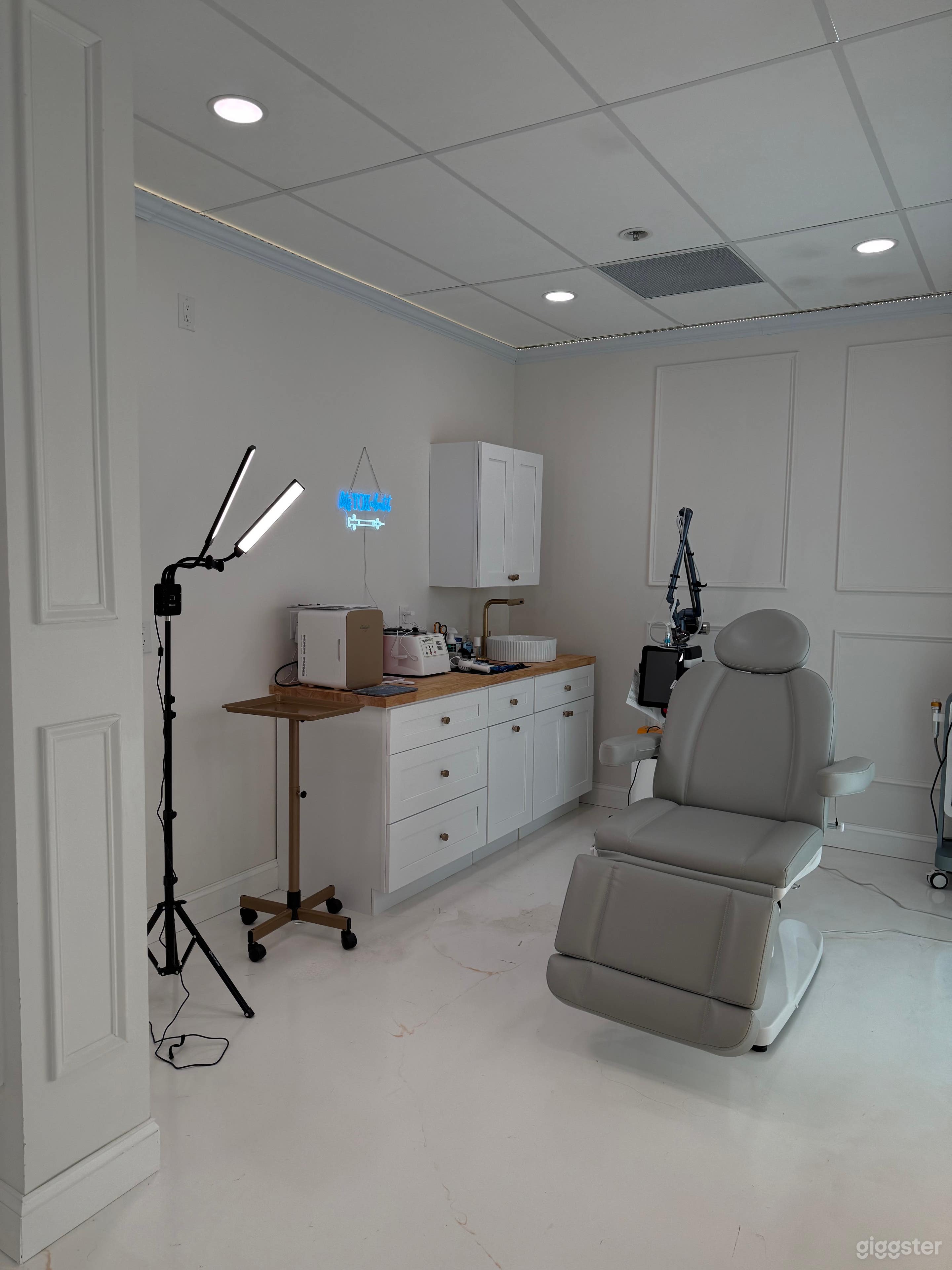 Luxury Medical Spa for Beauty, Wellness &amp; Lifestyle Shoots Photo 1