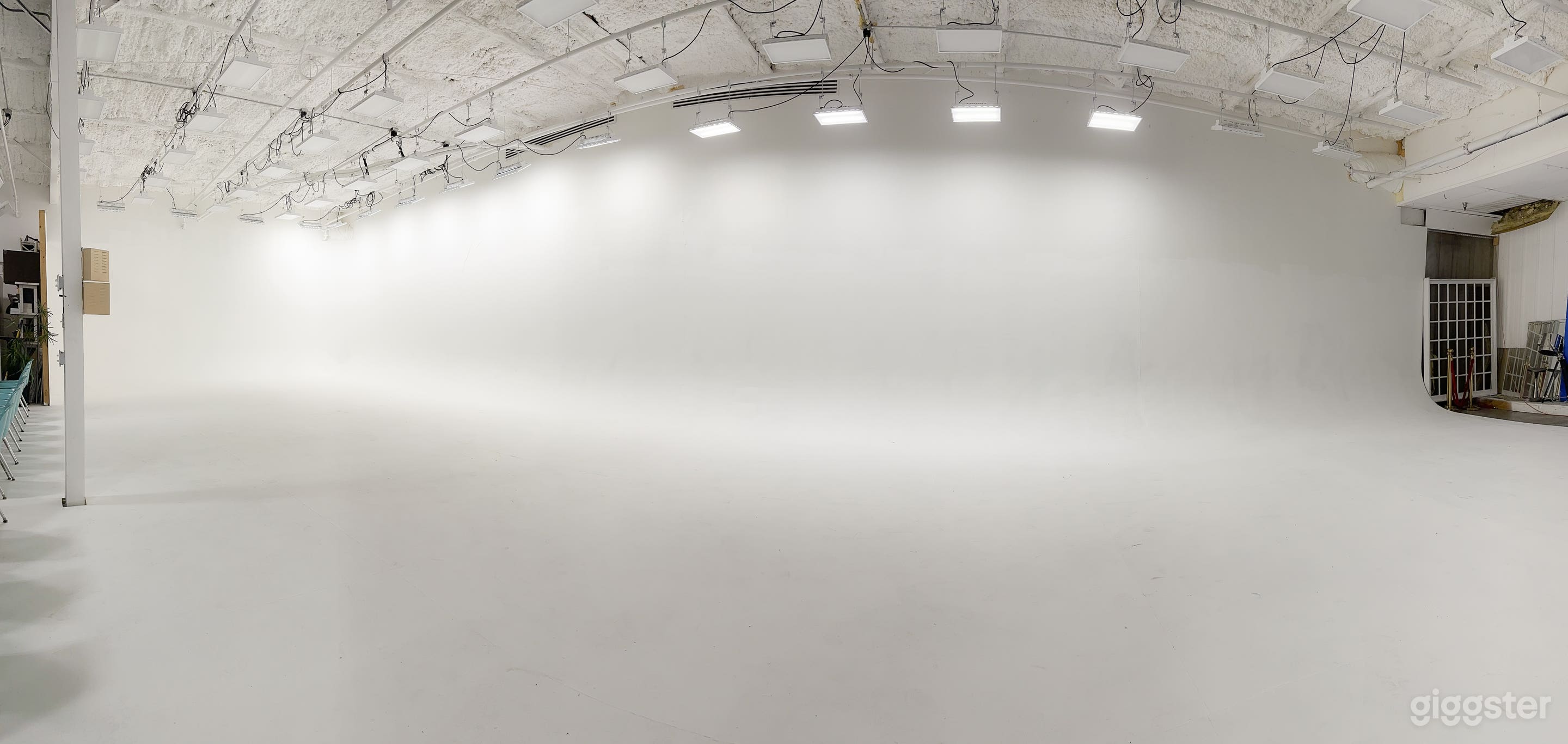 Studio A: Large Studio w/ Cyclorama Photo 1