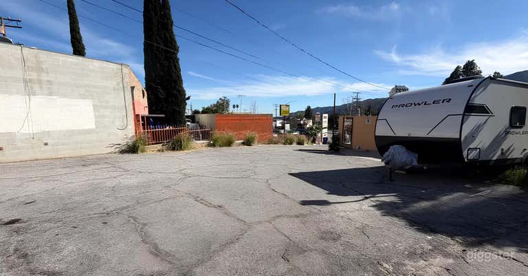  Beige Room for Creative Video Production 