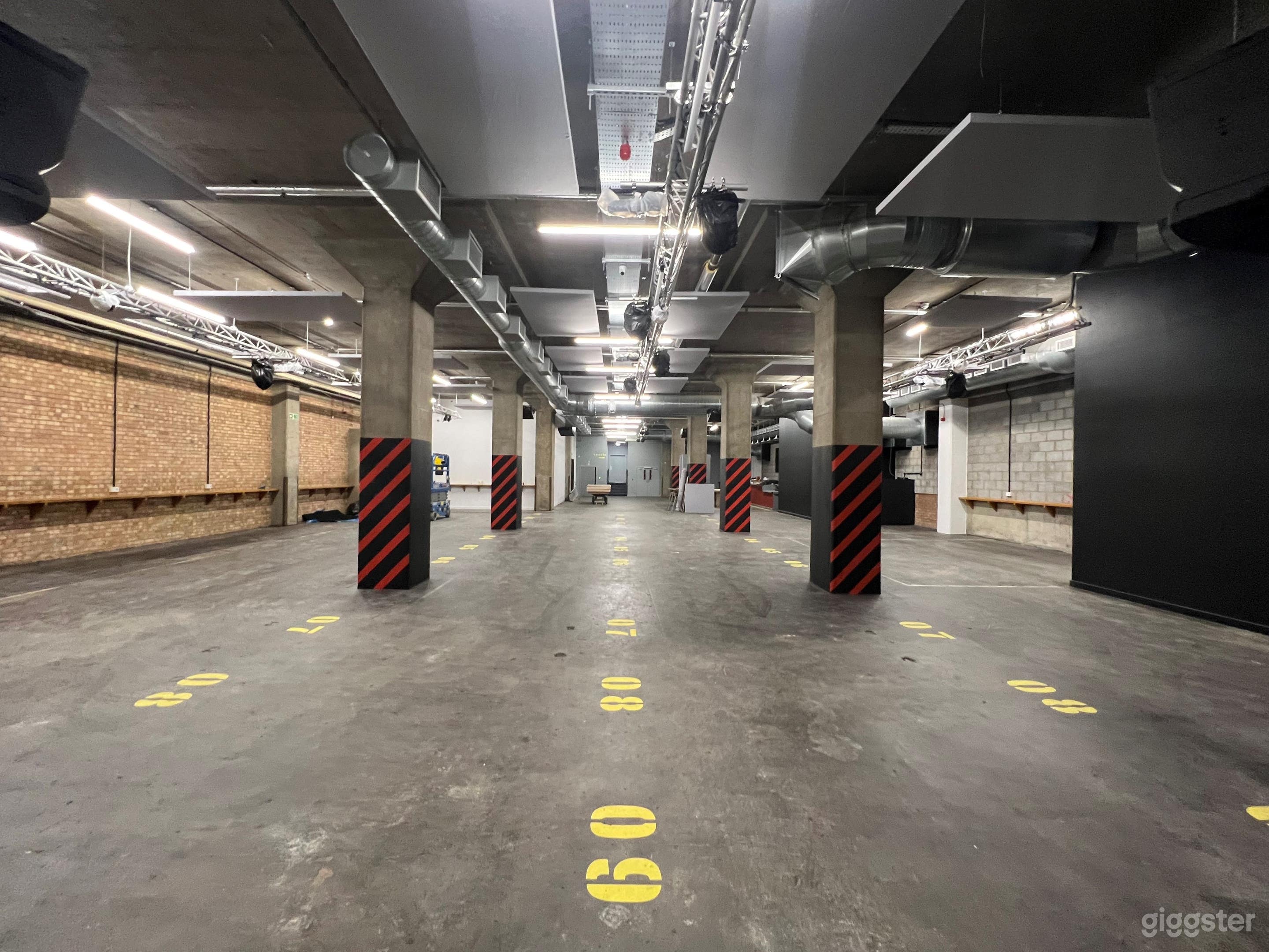 Large ground floor warehouse film and event space Photo 1