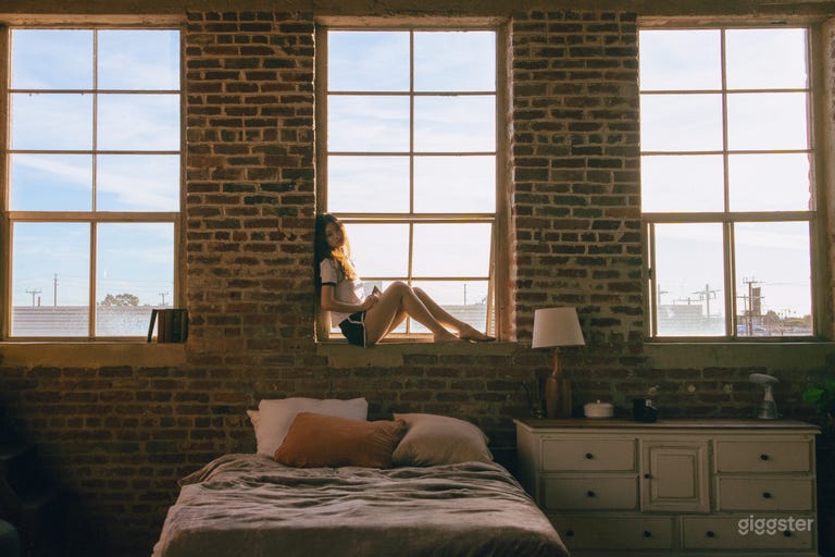  Exposed Brick Light-filled NY Library Corner Loft  