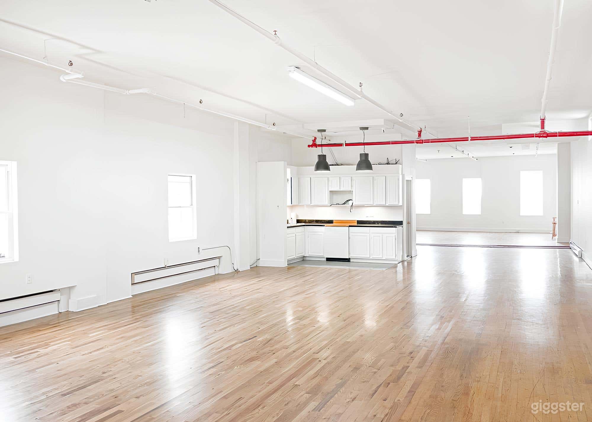 Boutique Production Studio 2 Photo 4