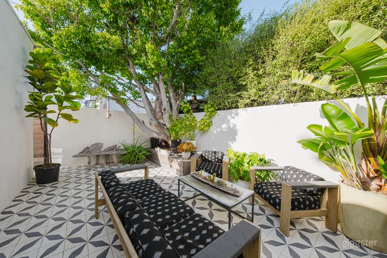  SUNLIT SANTA MONICA SANCTUARY 