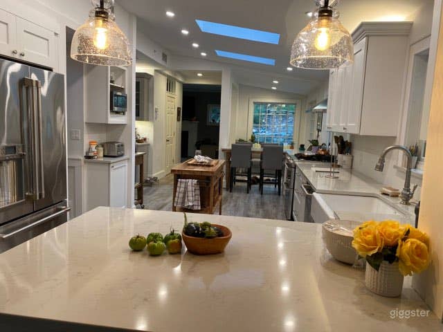 Country Stone House Photo 2