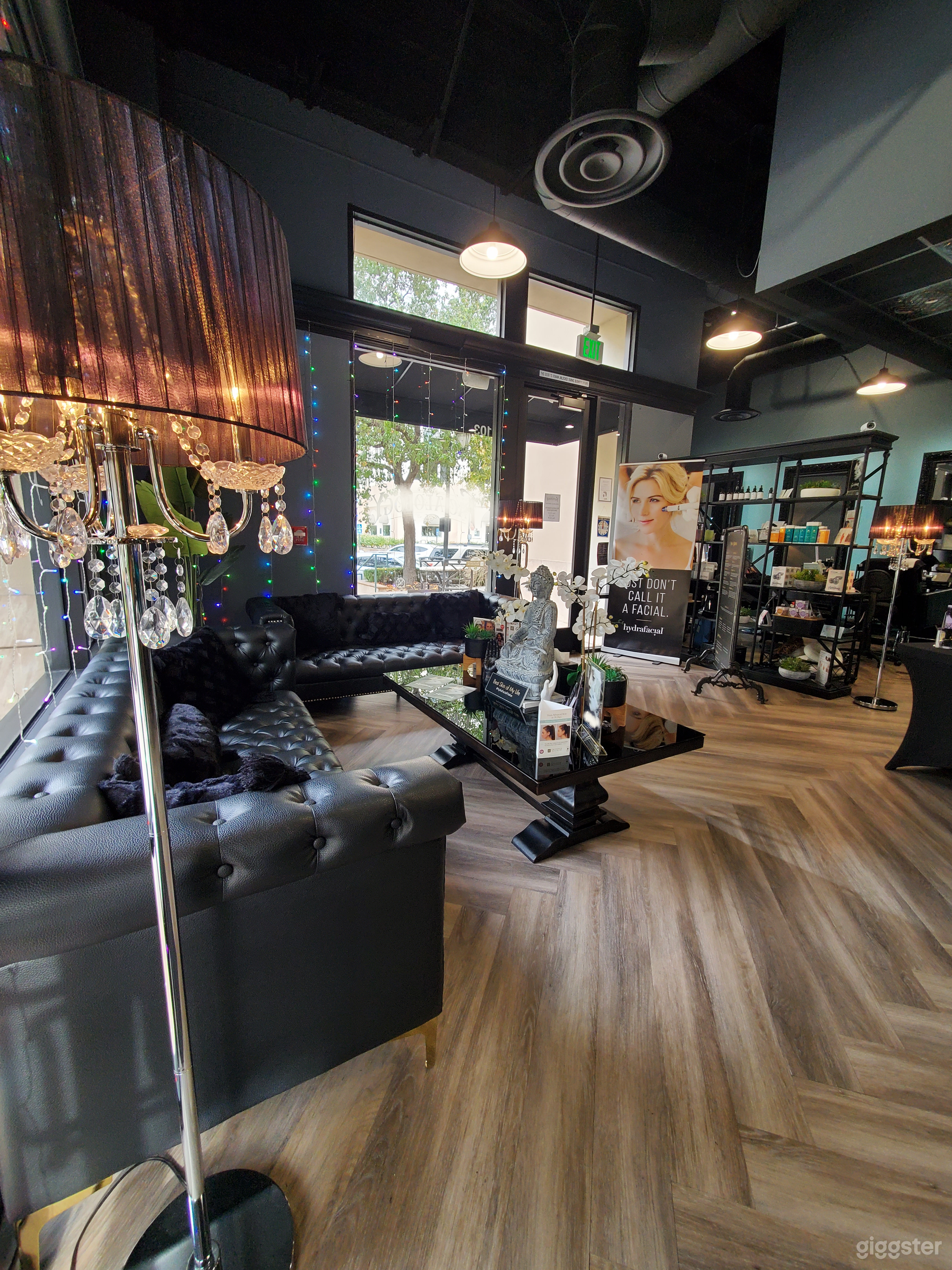 Gothic Zen Skincare Salon, Valencia, California Photo 3