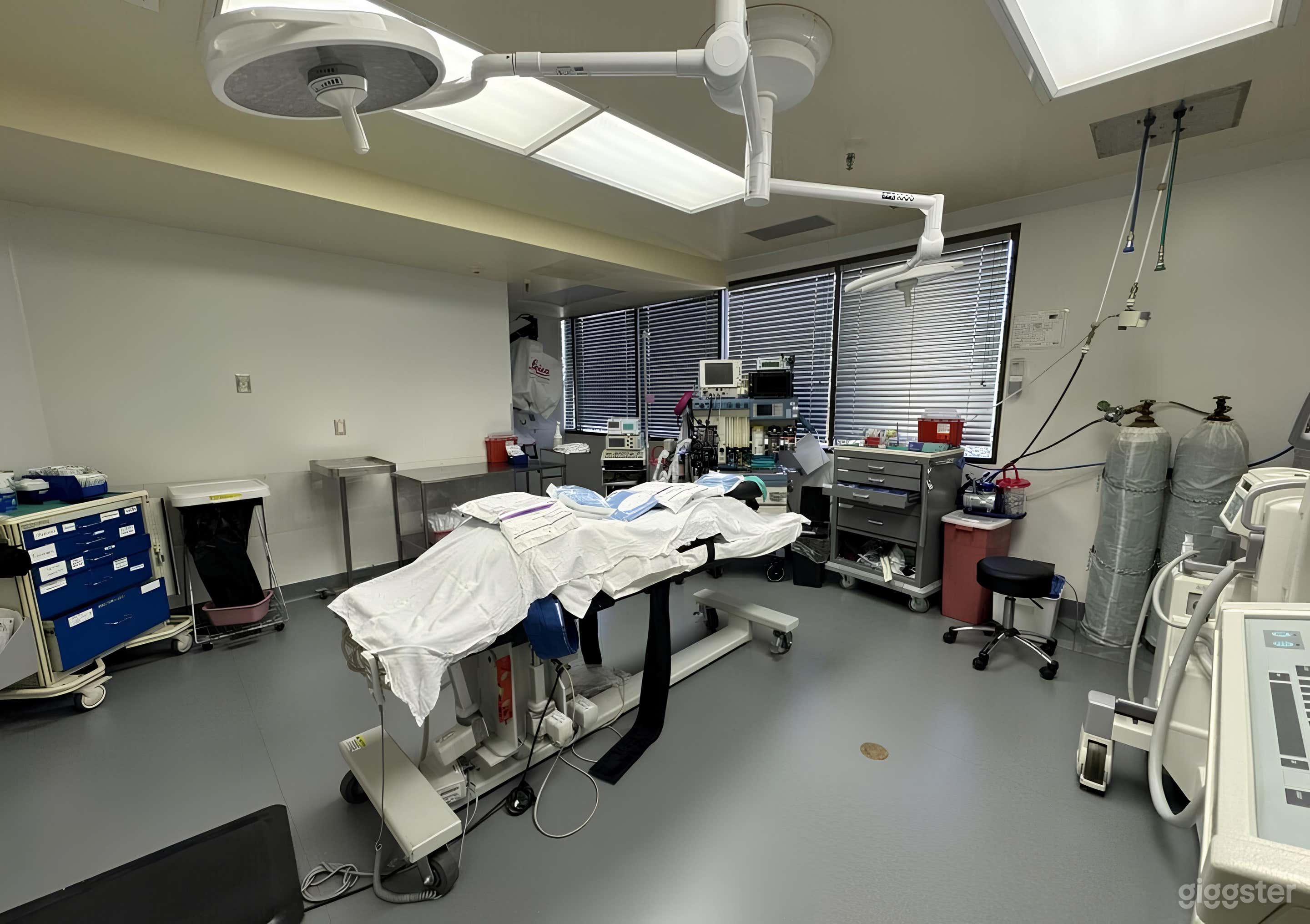 Fully Equipped Operating Room Photo 3