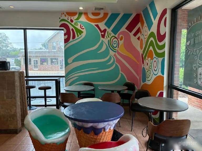  Vibrant Ice Cream Shop 