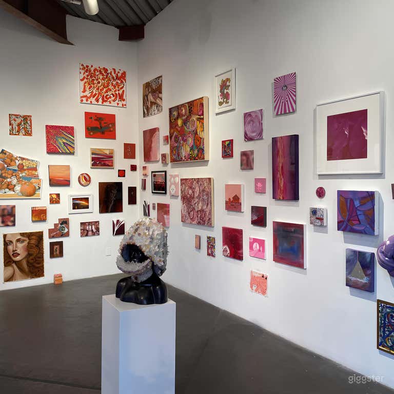  Versatile Modern Art Gallery 