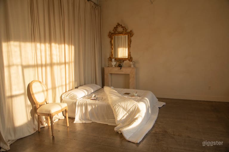  Valentines Day Photo Studio | Natural Light & White Seamless 