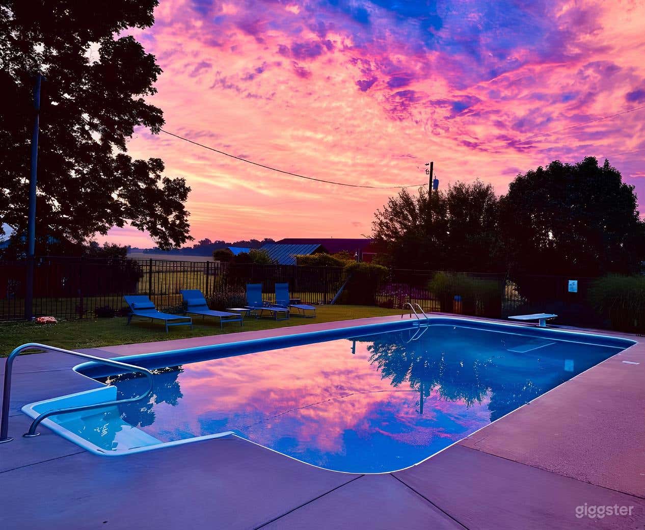 Peaceful Pool Oasis  Photo 1