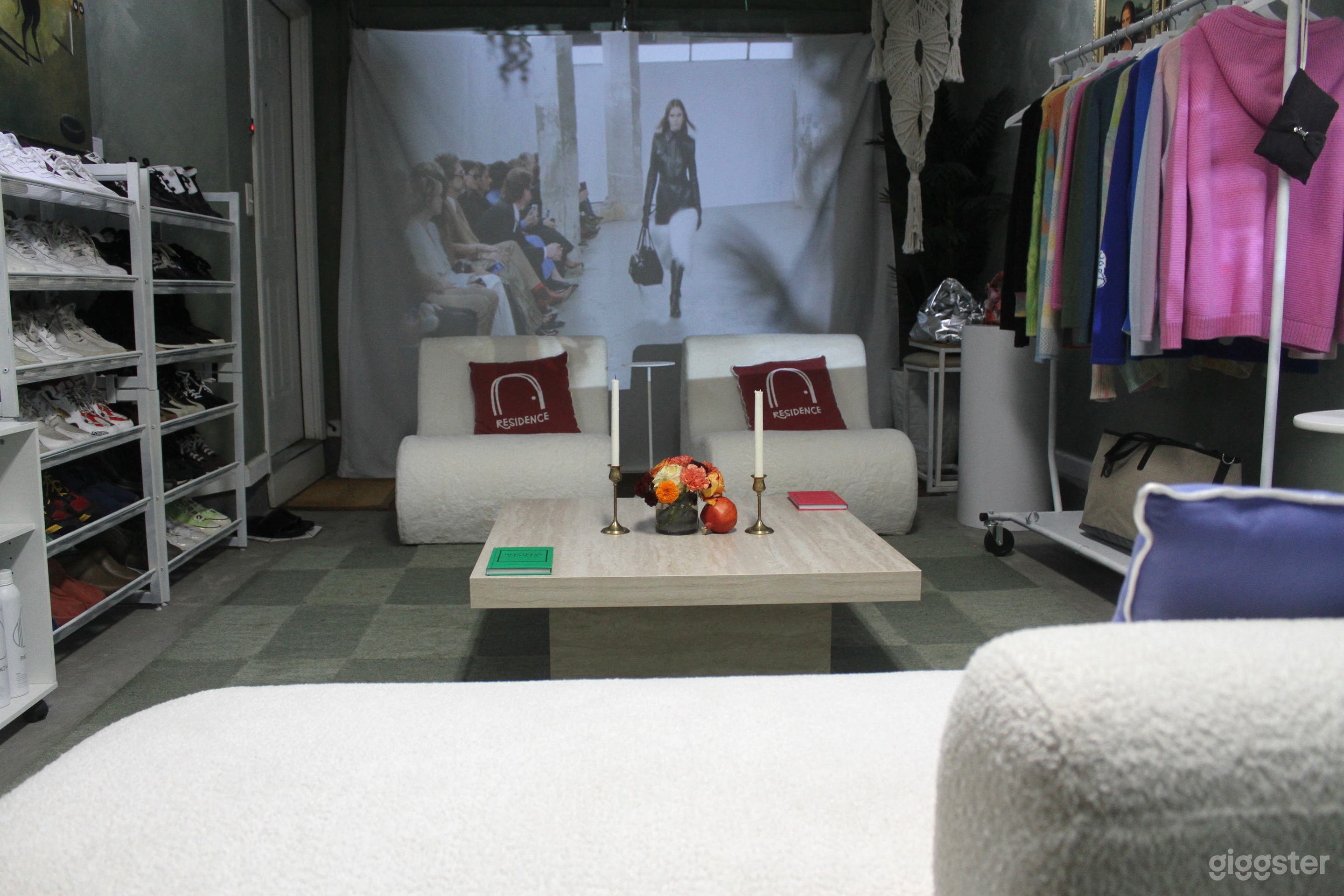 Scenic Modern Downtown Content Townhome with Skyline Views Photo 4