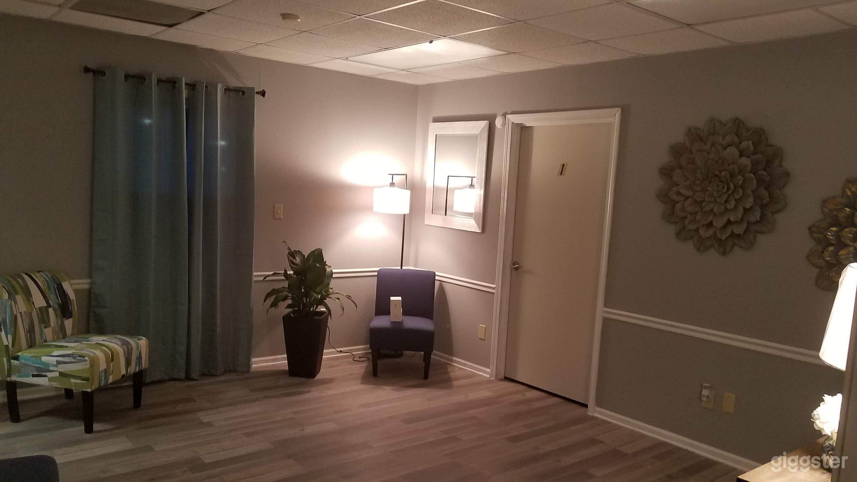 6 Person Office Space E  Photo 2