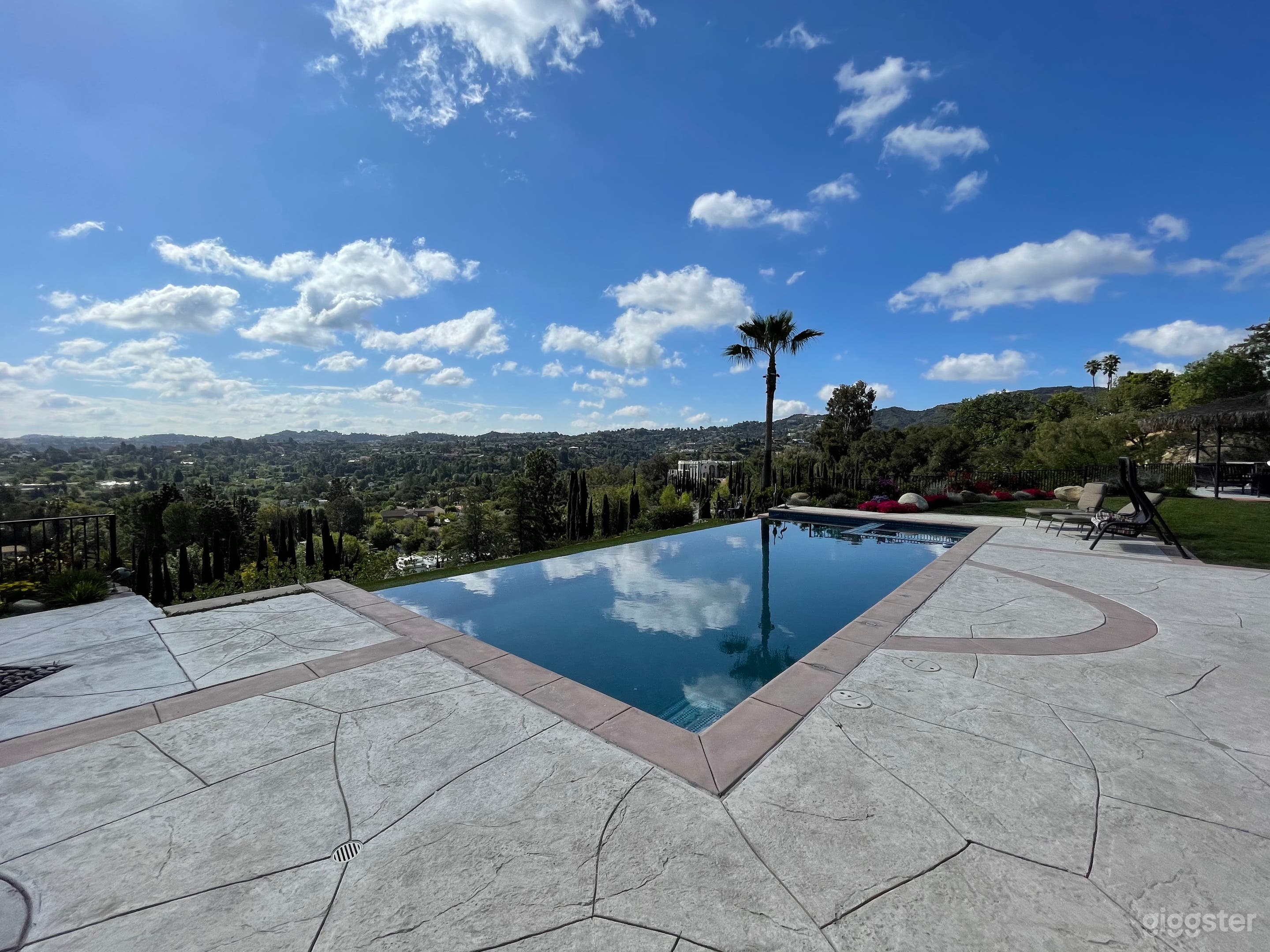 Backyard with Infinity Pool View 