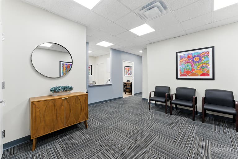  Entrance to Waiting Room 