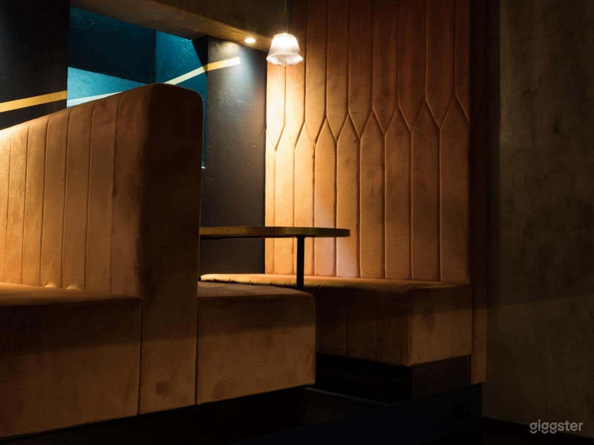 Contemporary Style Bar Photo 2