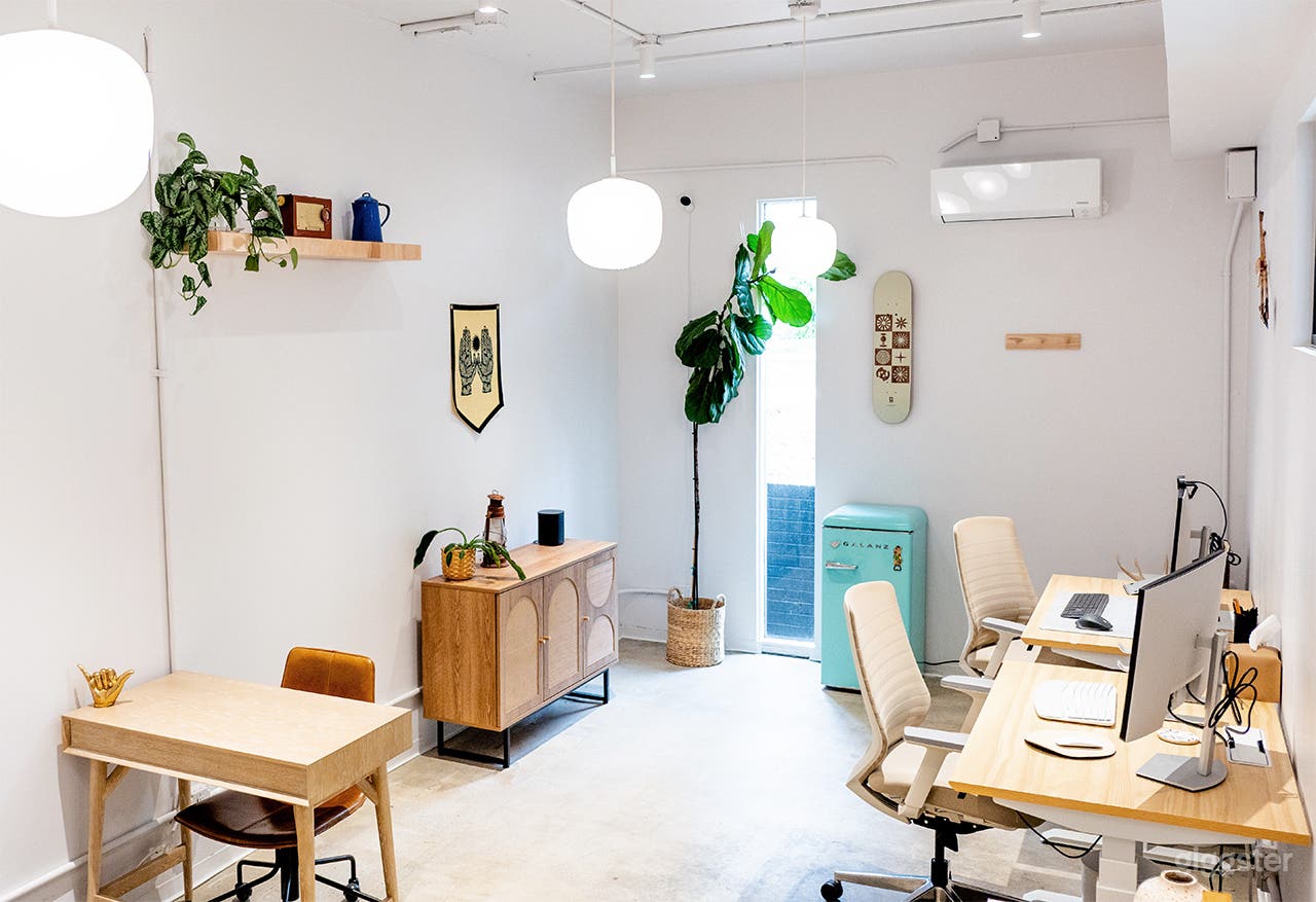 Bright &amp; Coastal Studio in Carlsbad Village Photo 1