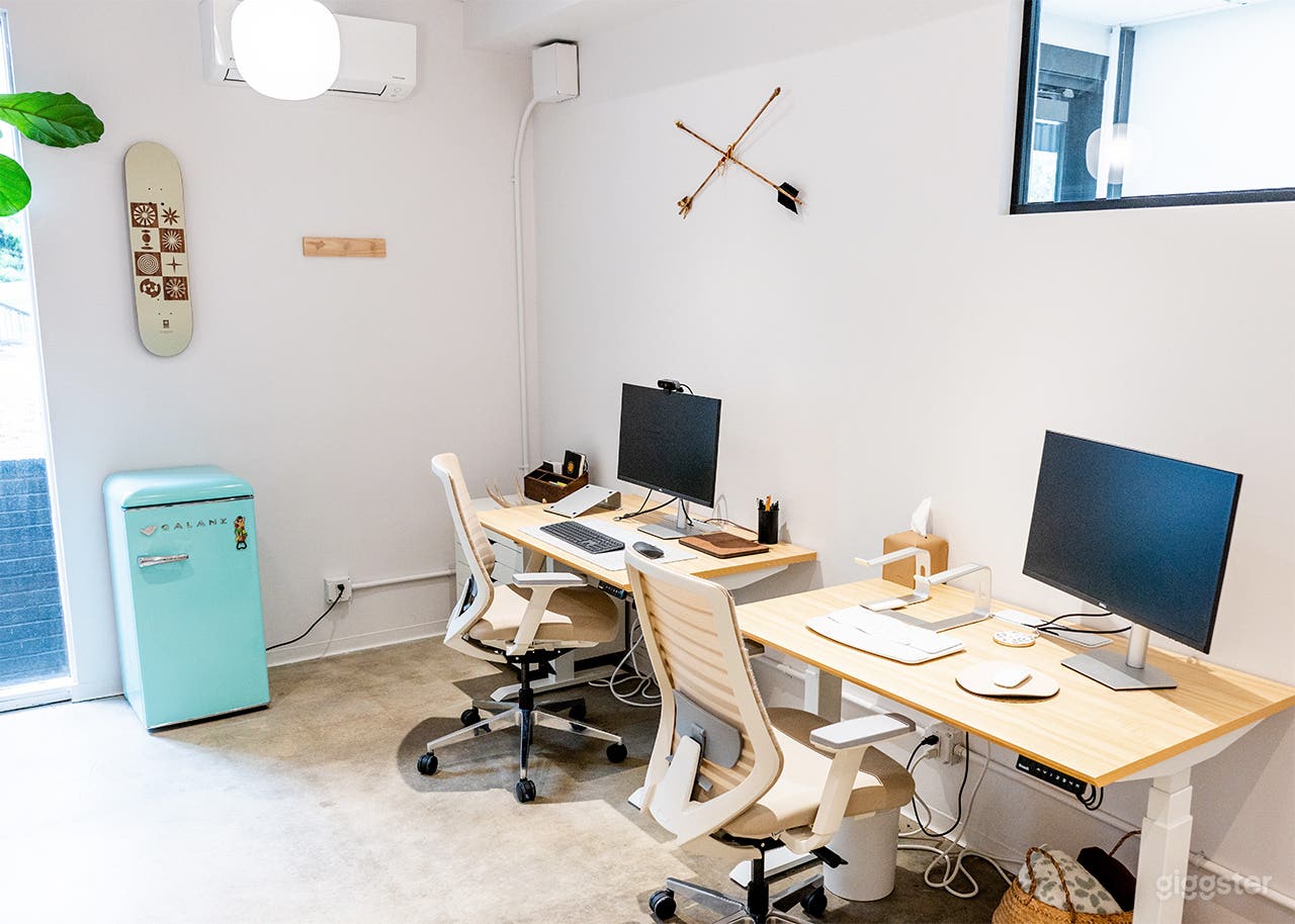 Bright &amp; Coastal Studio in Carlsbad Village Photo 3