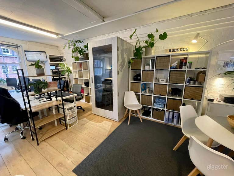  Fully Equipped 18-Desk Office and Meeting Space 