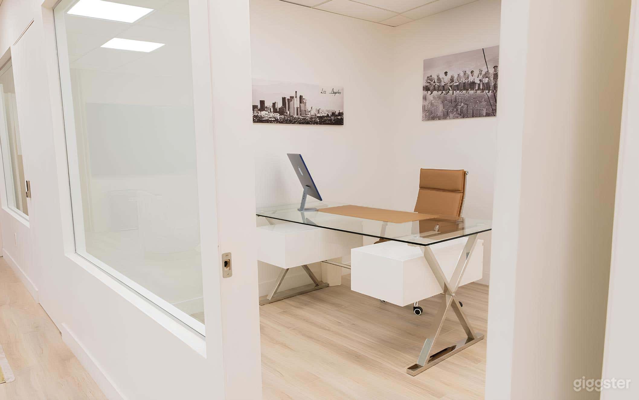 Luxurious Office Space for Filming Photo 1