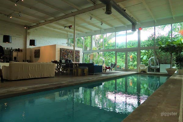 ARTISTIC UNIQUE SPACE Photo 1