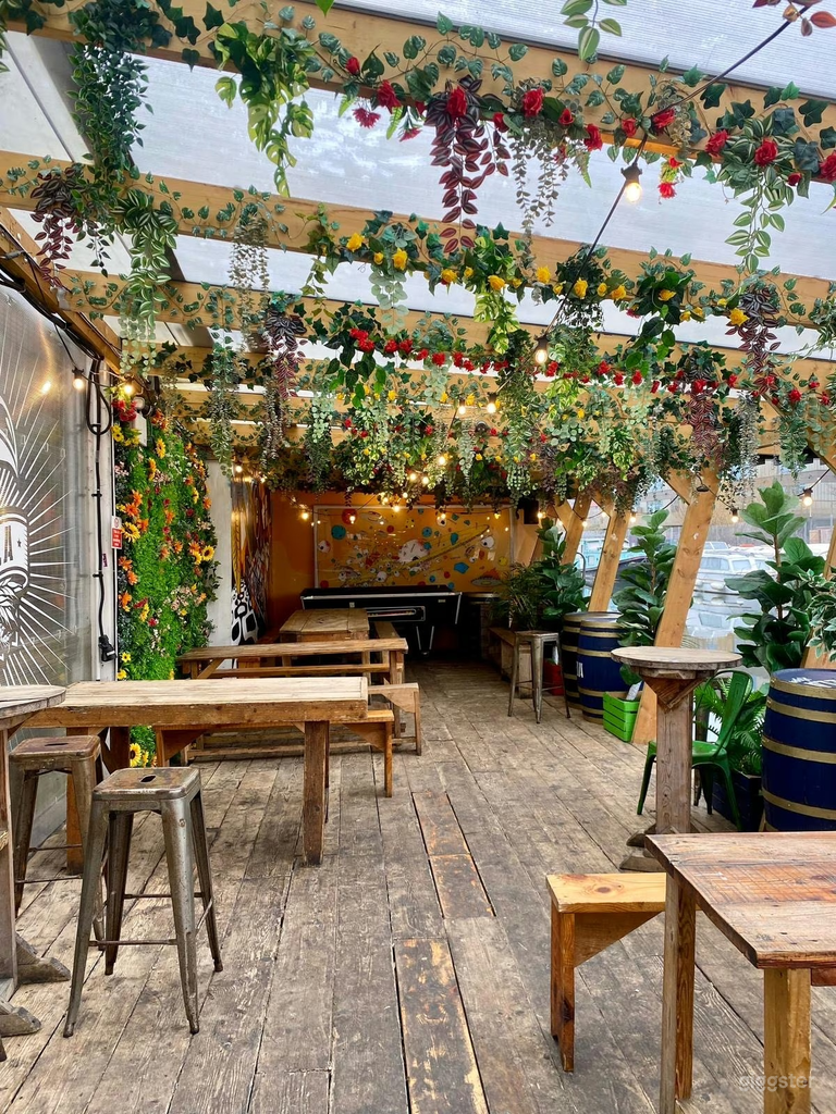  THE ASTRODECK TERRACE 