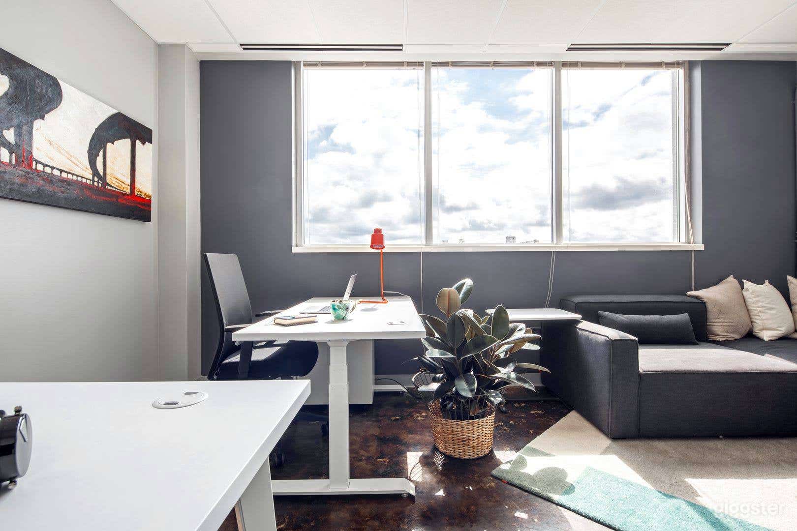 Private Office Environment in Downtown Chattanooga Photo 1