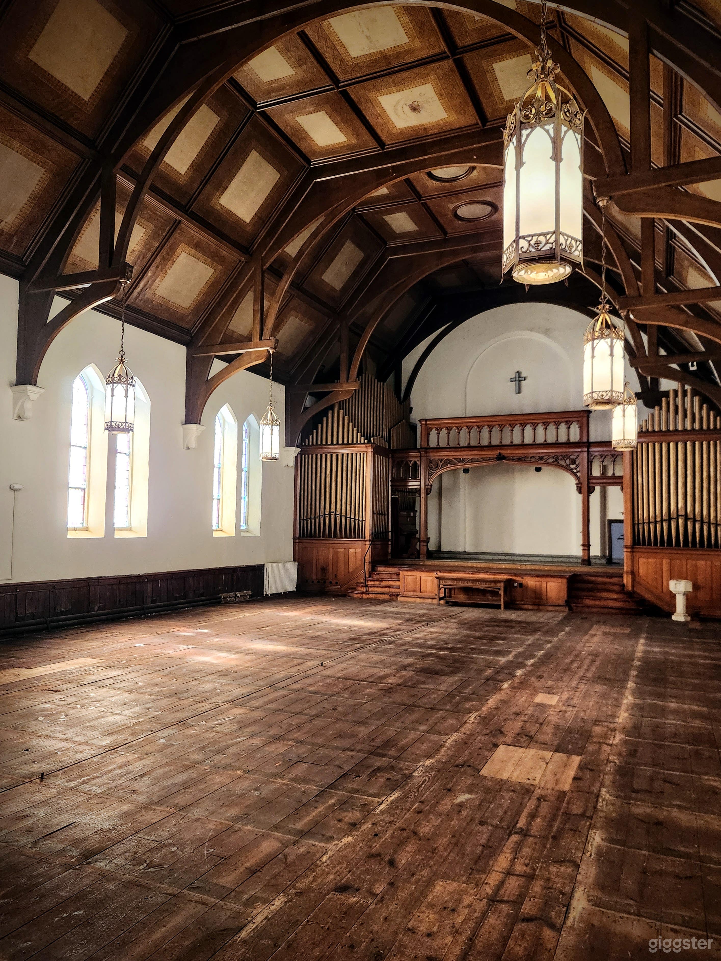 Historic church close to train in downtown Beacon  Photo 3