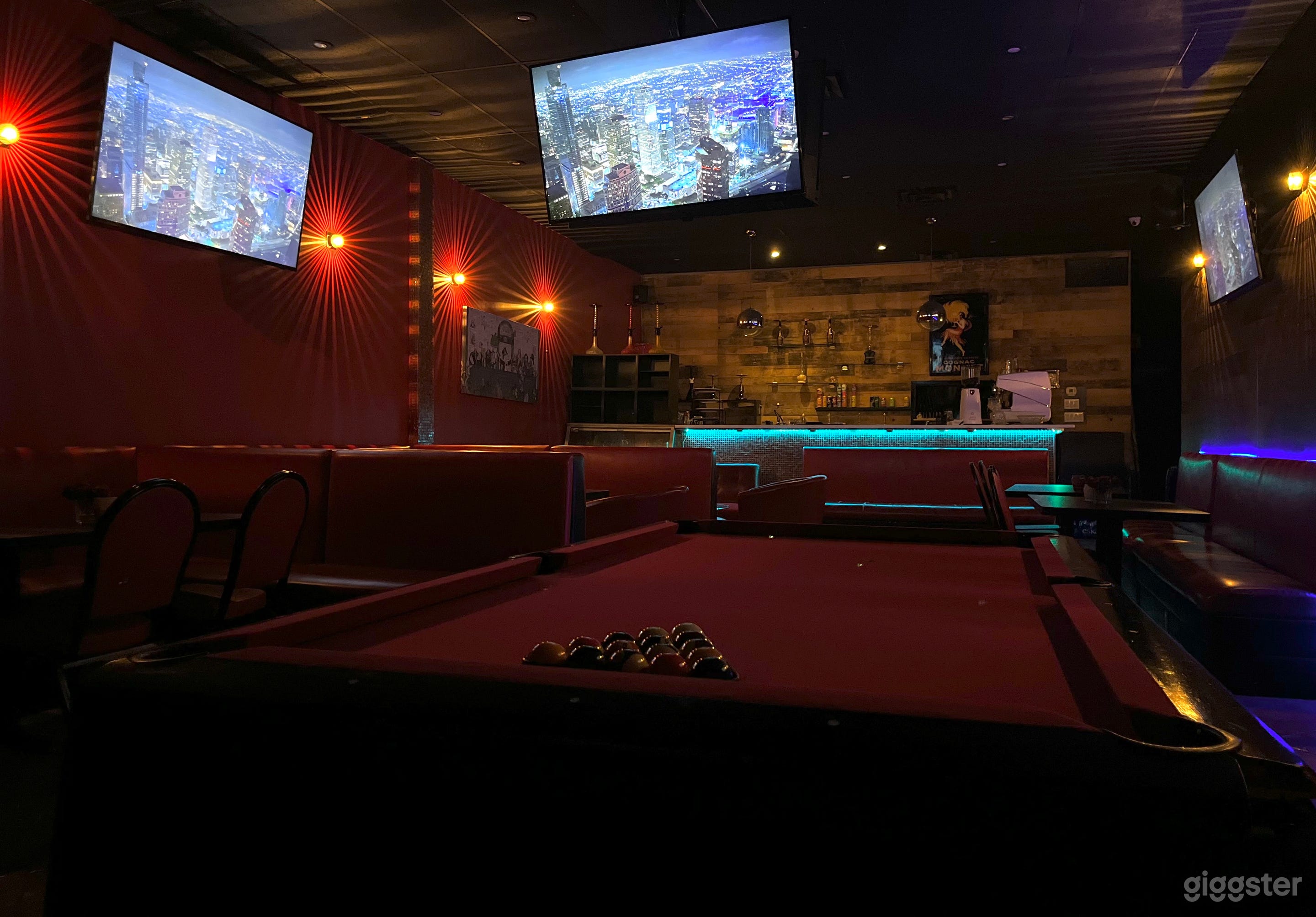 Entertainment Room Photo 1