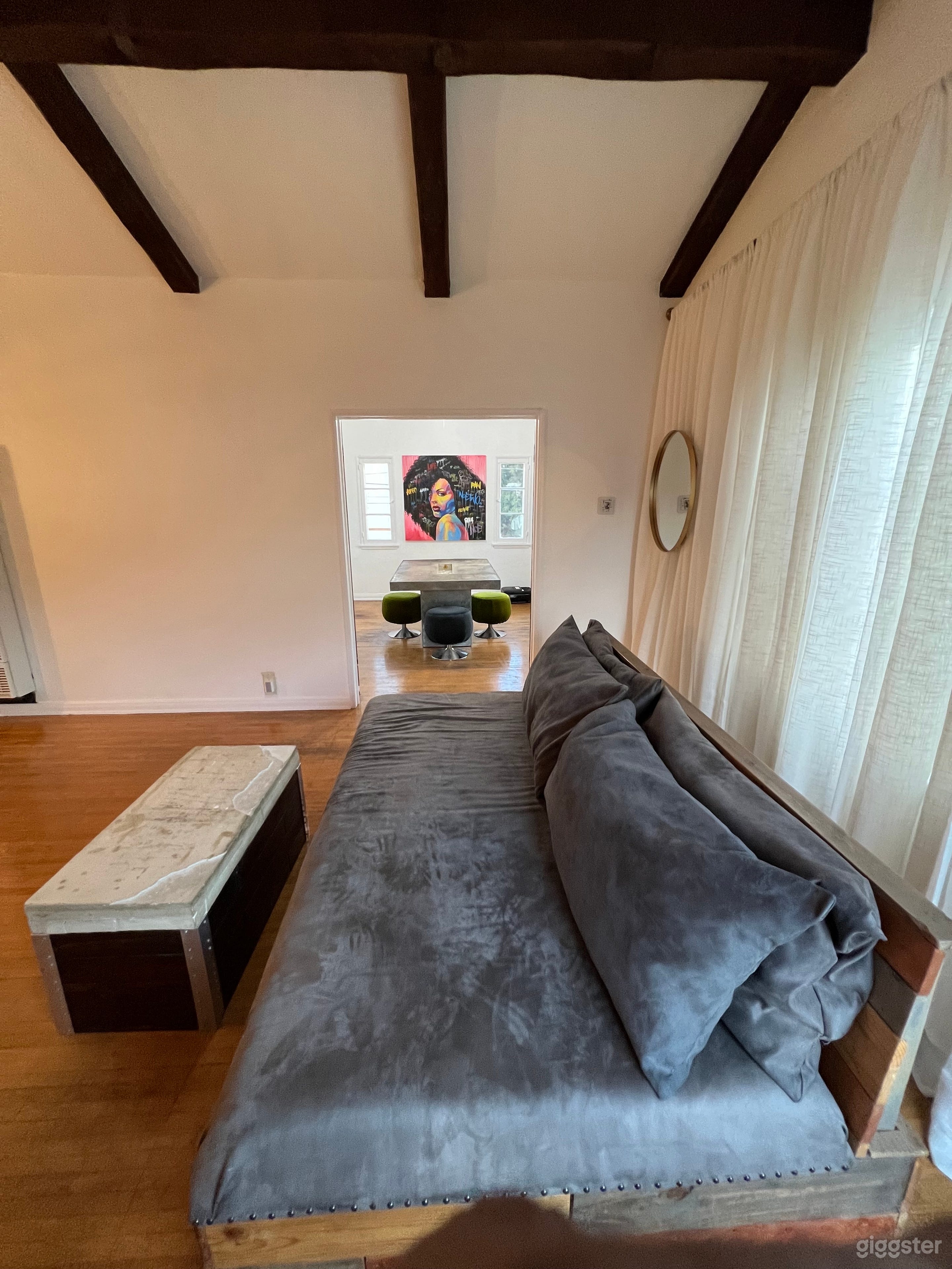 The White House - In Leimert Park Photo 4