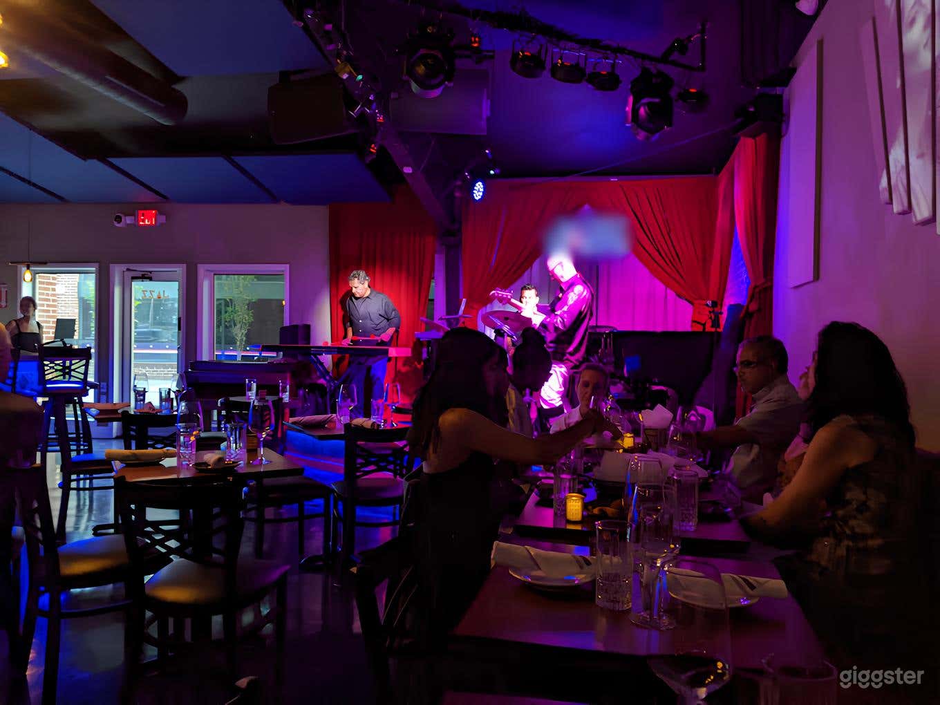 Jazz Club with an Old Soul Photo 3