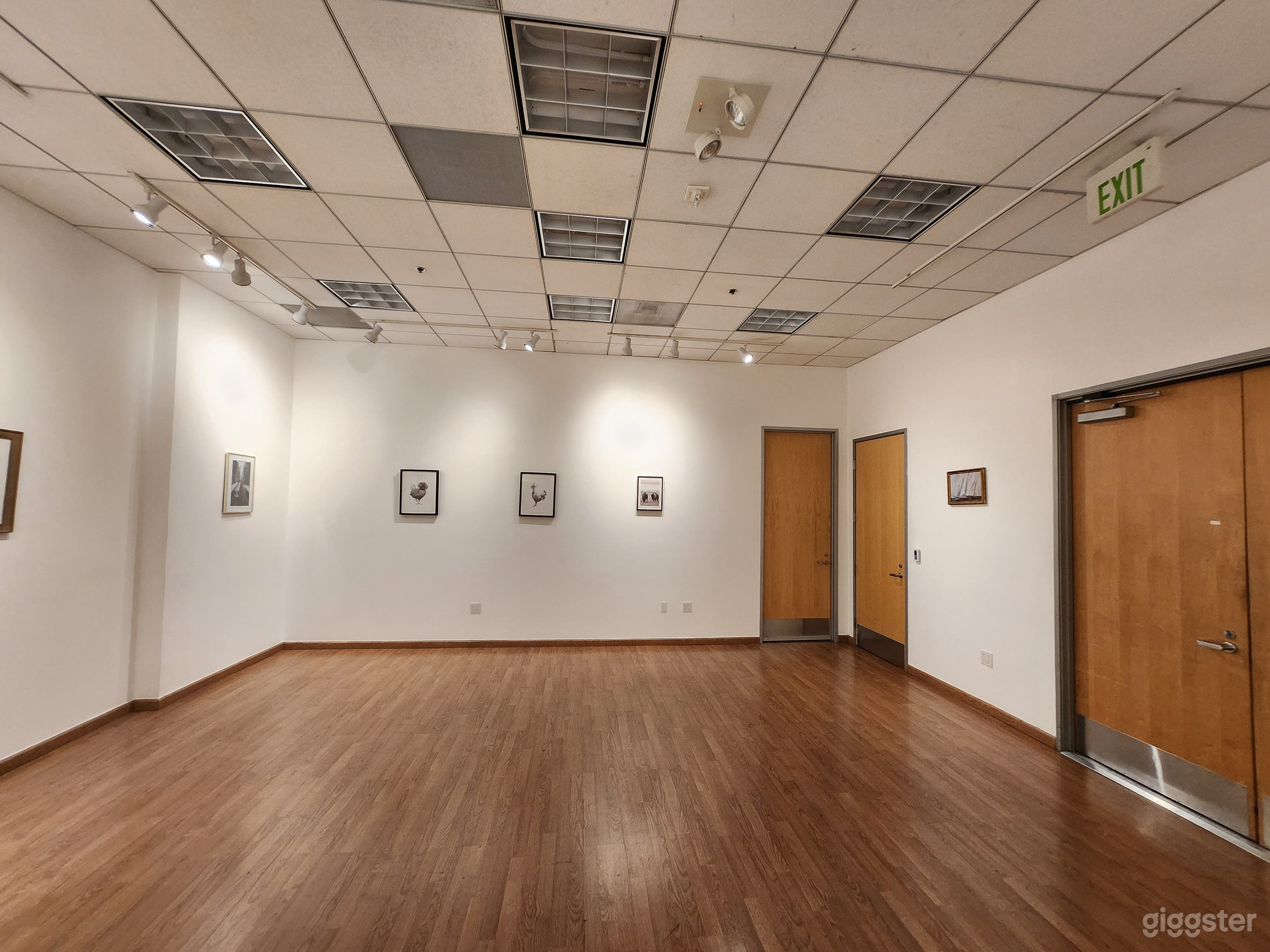 Art Gallery, Beverly Hills ("Show More" for rates) Photo 1