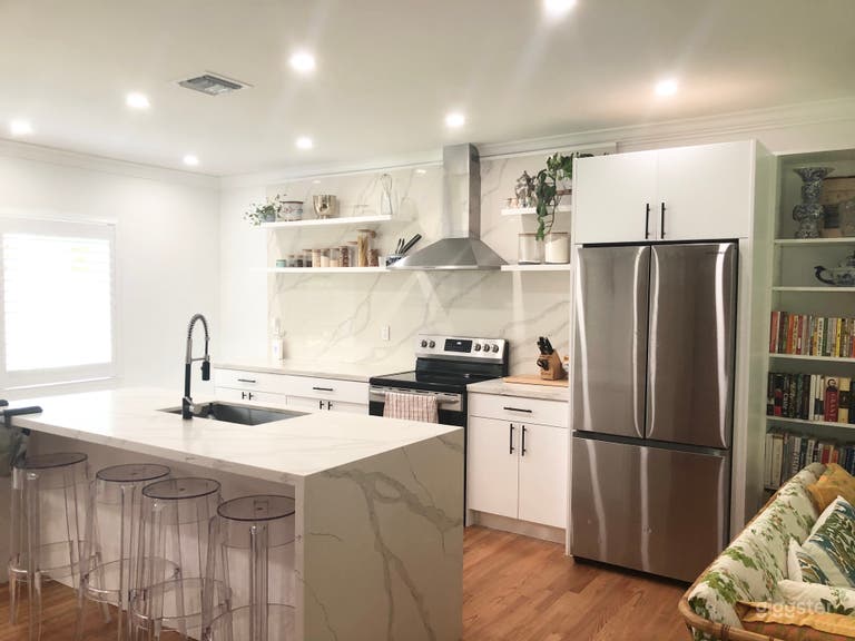  Modern bungalow in Coral Gables 