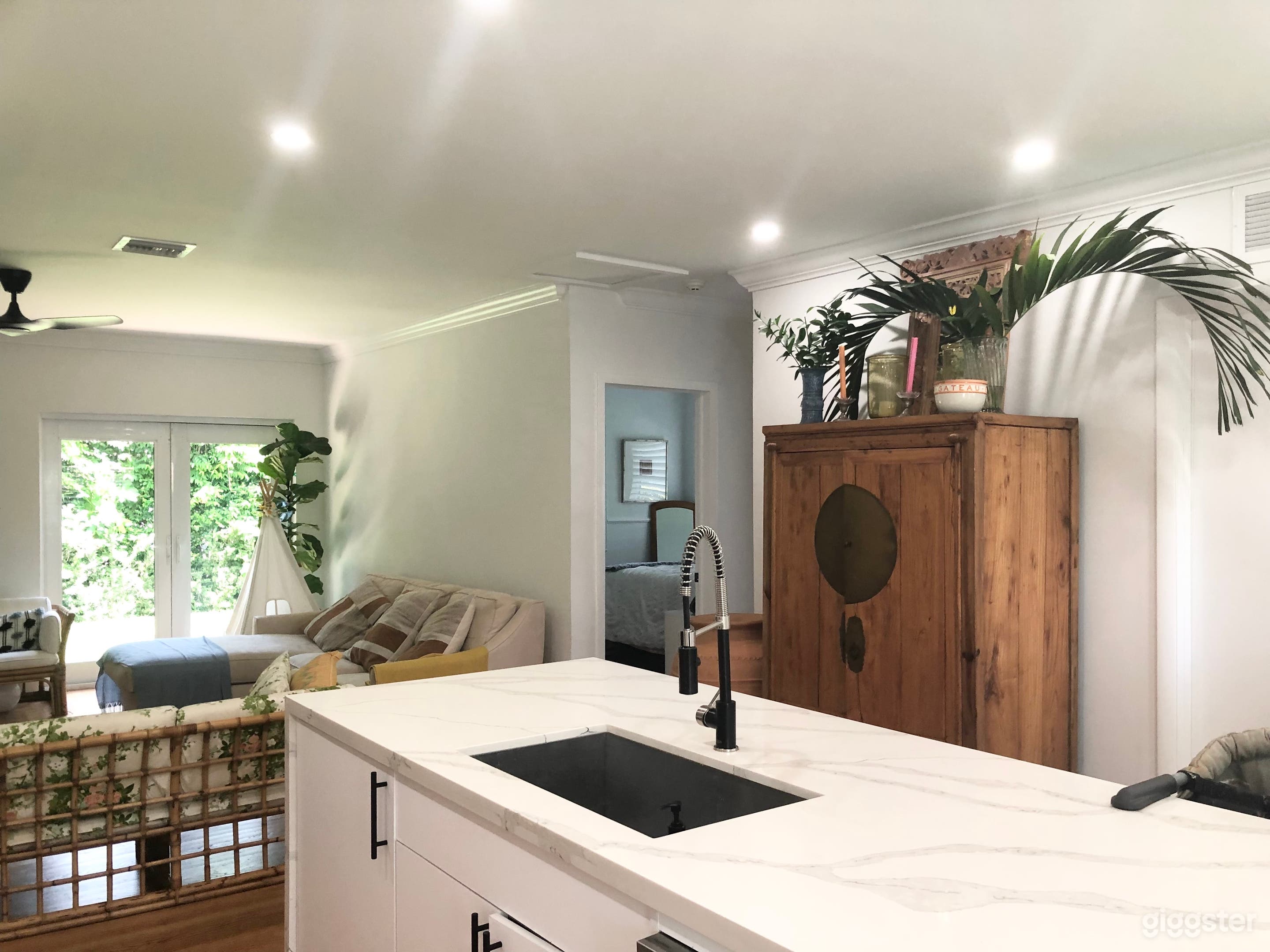 Modern bungalow in Coral Gables Photo 4