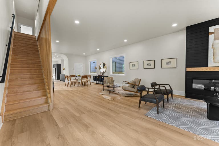  Maison neuve de luxe moderne avec finitions design 