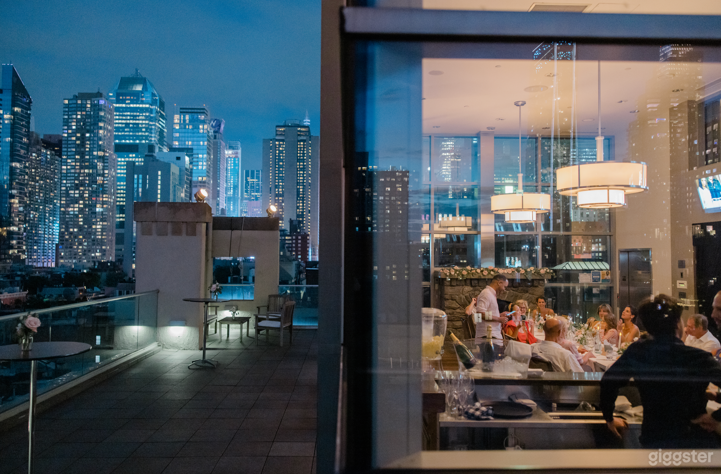 Ático en Midtown con impresionantes vistas del horizonte Foto 3