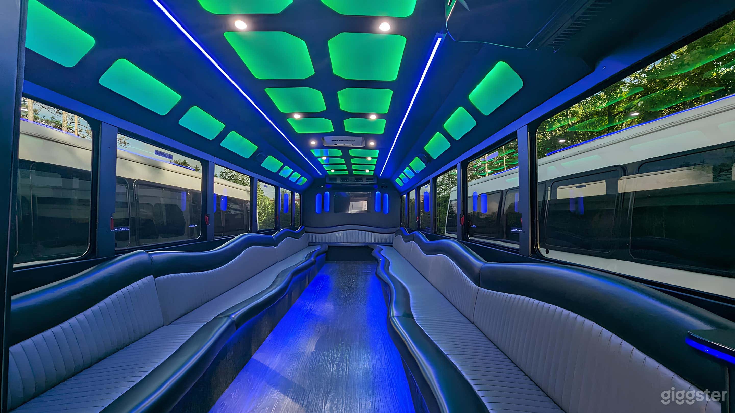 41 Passengers Executive Shuttle Bus Photo 1