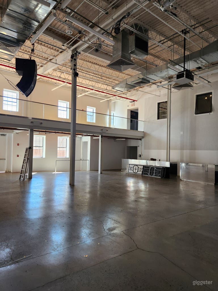  Warehouse & Events by Shapira 