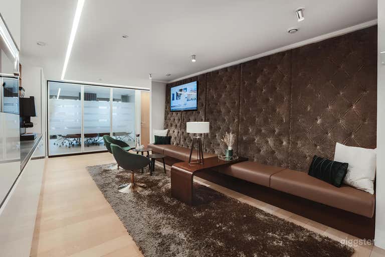  Modern Business Center with Meeting Rooms Berlin 